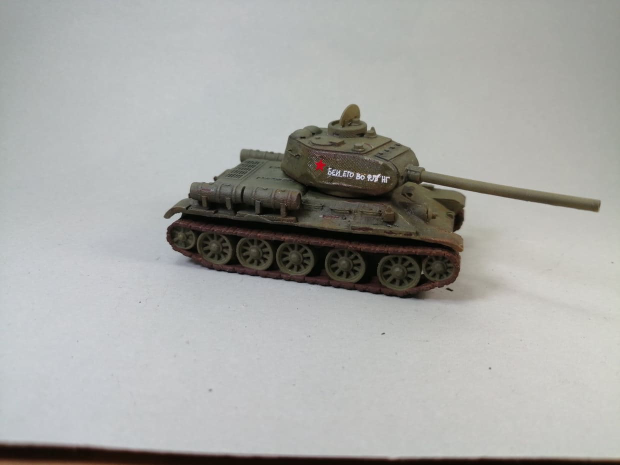 Kampfpanzer - T 34/85